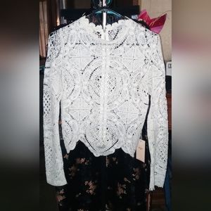 Blāshe Beautiful Lace Zip Up Blouse